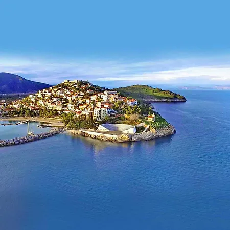 Glyfada Parálion Ástros