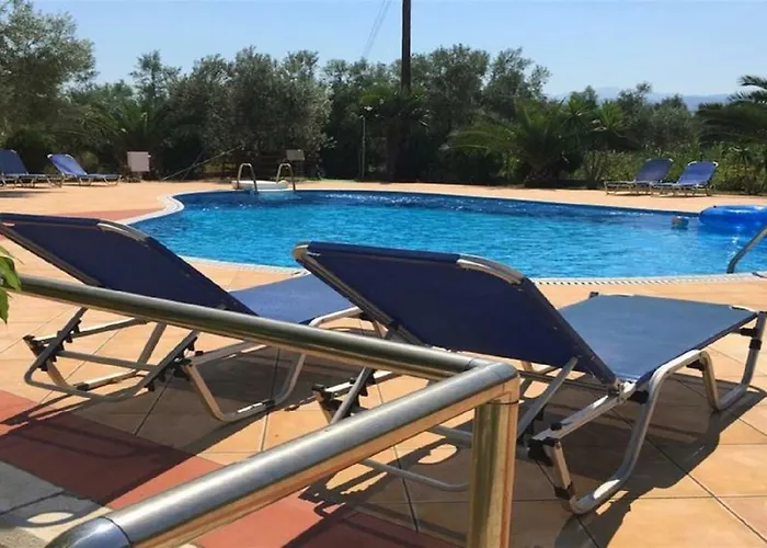 Vakantiehuis Glyfada Parálion Ástros