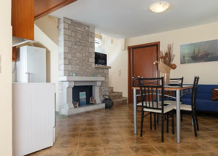 Vakantiehuis Glyfada Parálion Ástros