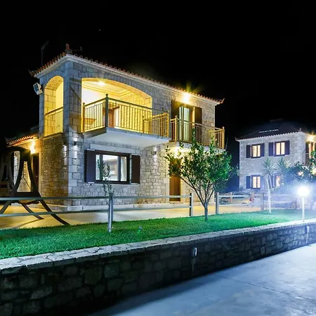 Glyfada 펜션 Parálion Ástros