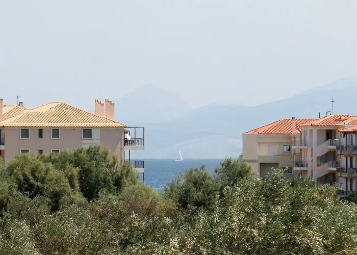 Glyfada * Parálion Ástros