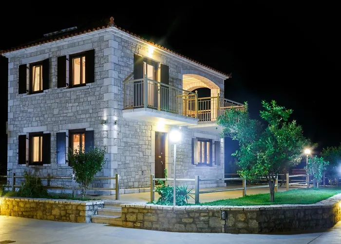別荘 Glyfada Parálion Ástros